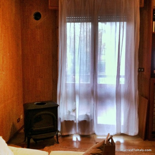 stufa, check. chimney, check. pipe to connect the two? of course not.